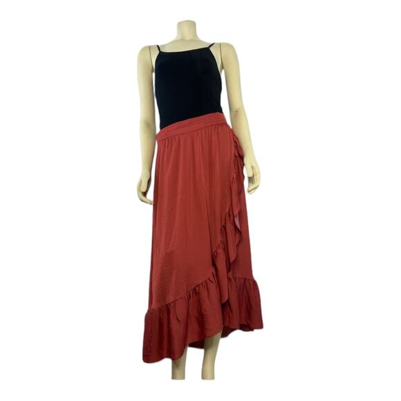 Elle Asymmetrical wrap effect ruffled midi skirt size medium - Picture 13 of 13
